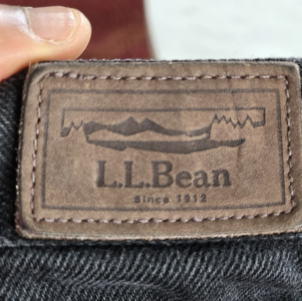 L.L. Bean Jeans Mens 36X29 Black Straight Mid Rise DarkWash Straight Cla… - Picture 10 of 11